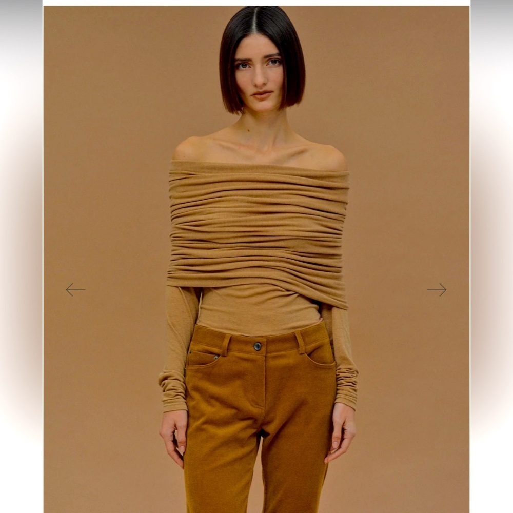 Source unknown Tova Off Shoulder Knit Nude top contemporary fall casual rare